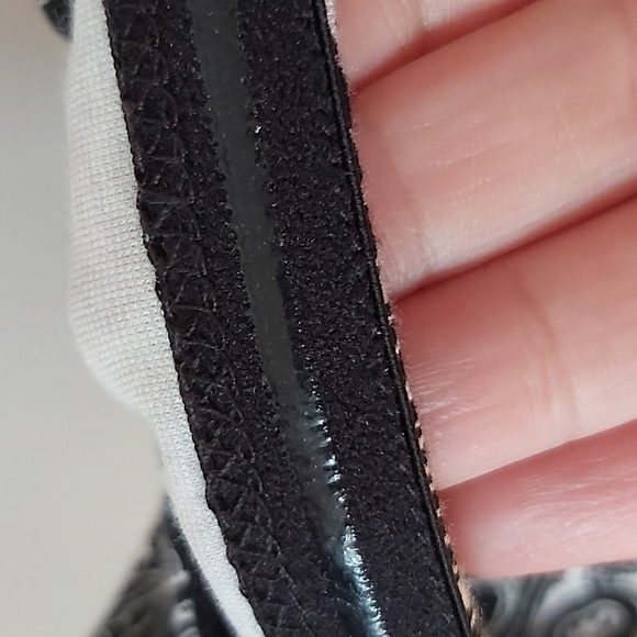 TORRID off shoulders top - Picture 6 of 7